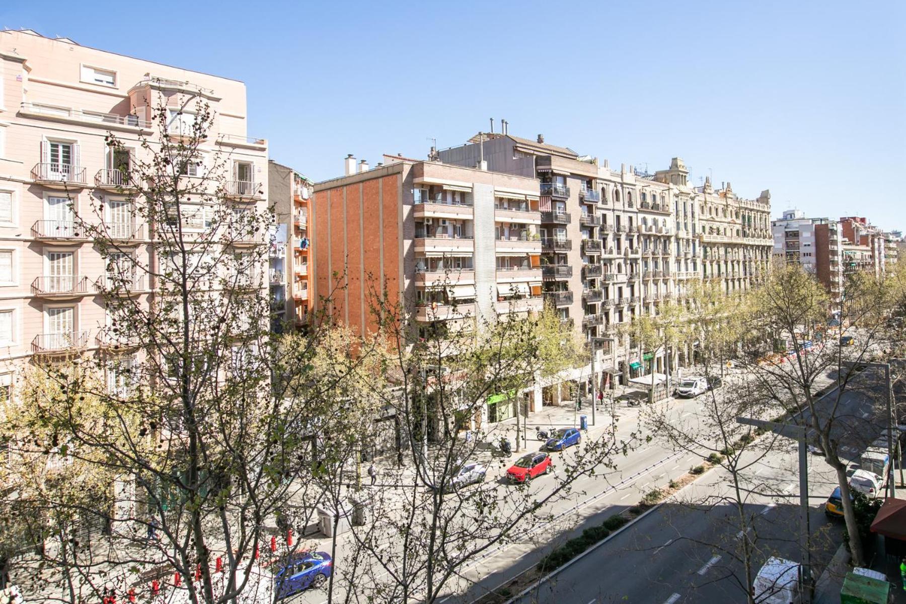 31par1008 - Mediterranean Style Apartment Barcelona