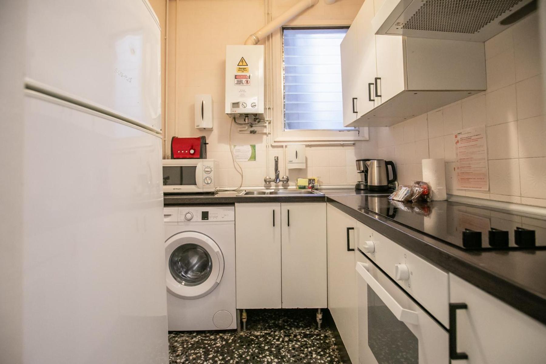 31par1008 - Mediterranean Style * Barcelona