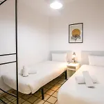 31Par1110 - Mediterranean Style Apartment